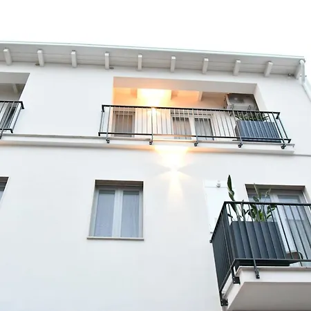 Nu House & Guest house Cassano delle Murge