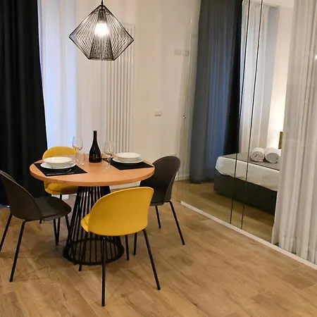 Nu House & Vendégház